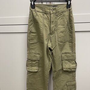 Hollister Olive Green High Rise Cargo Pants Women’s XXS Wide Leg